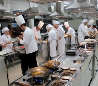 (LB_0116) Laboratório de Gastronomia. Foto: Luis Broleze