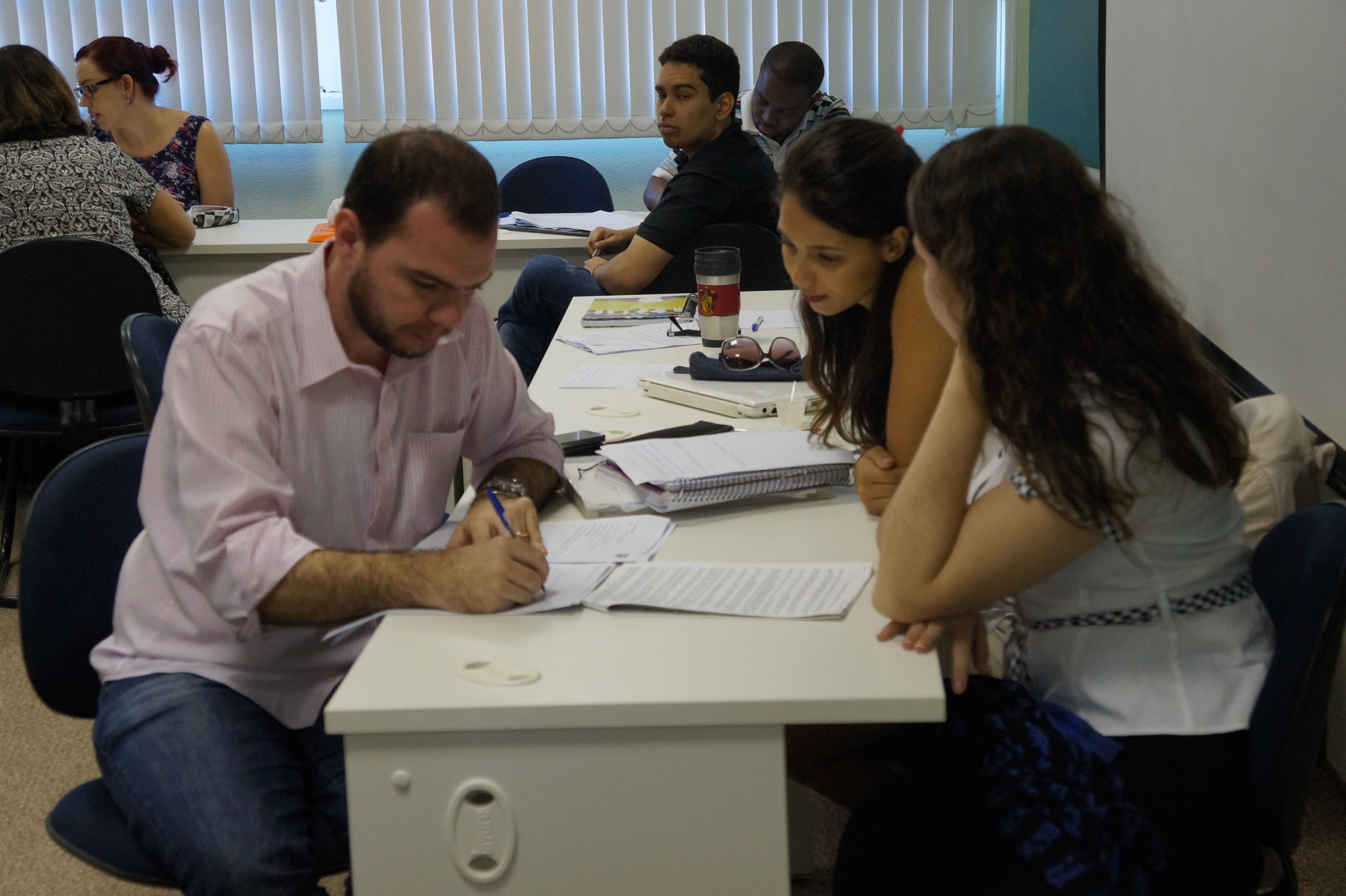 Alunos do Direito promovem mutirão para esclarecer dúvidas sobre o eSocial do trabalhador doméstico